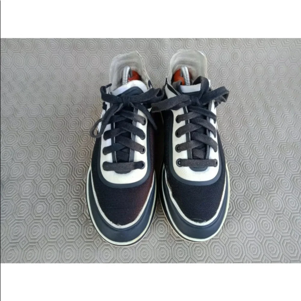 CHANEL Low Top 37 Nylon Multi Cc Logo Trainer Sneakers CC LG34763 Mesh & Fabric - Picture 4 of 12